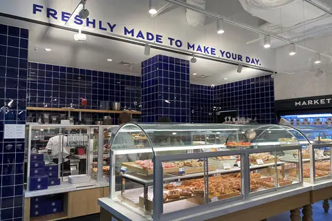 Baker St. News & Convenience photo 2