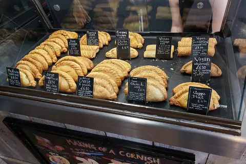 Baker St. News & Convenience photo 3